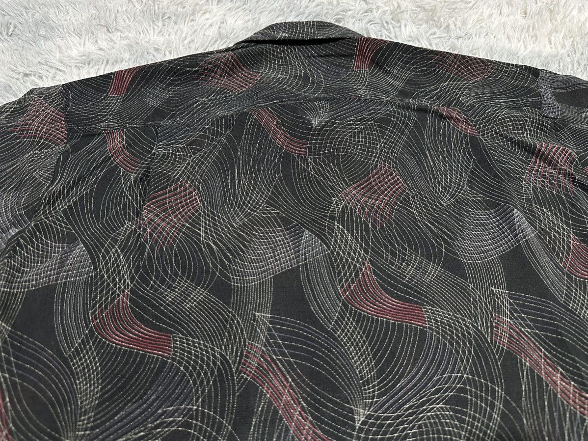 Japanese Brand 🔥80s Artemodena Uomo Distorted Line Illusion Wave Shirt Ss Size US M / EU 48-50 / 2 - 10 Thumbnail