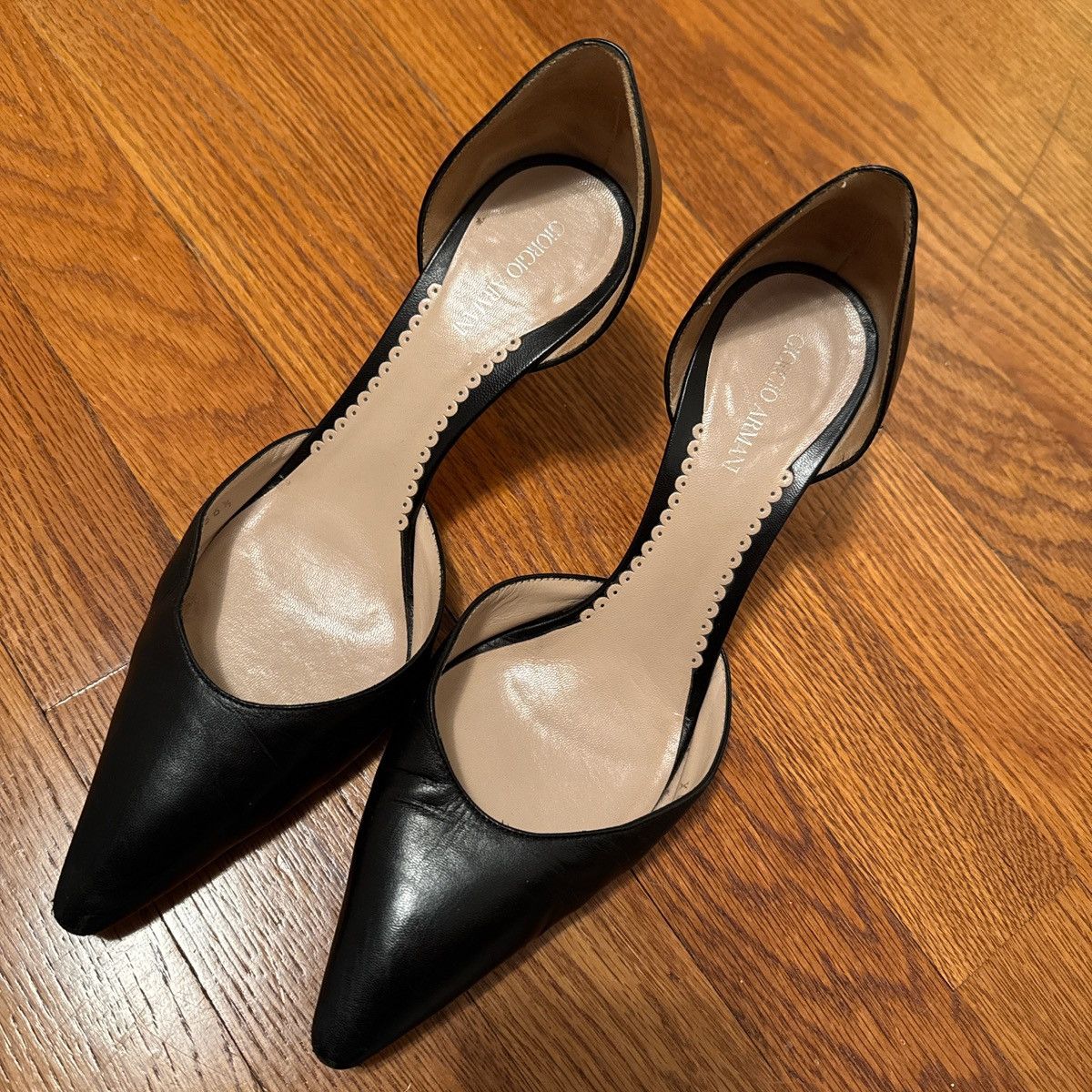 Giorgio Armani Giorgio Armani Black Kitten Heels Size US 7 / IT 37 - 2 Thumbnail