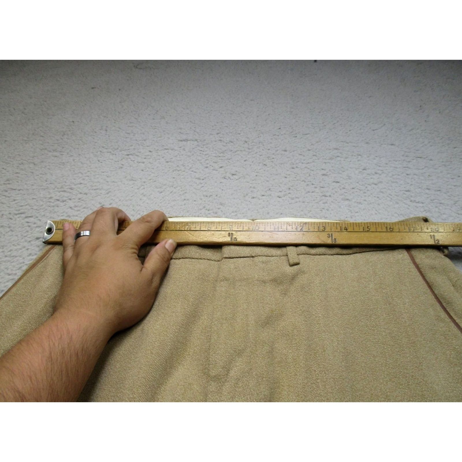 Polo Ralph Lauren Polo Ralph Lauren Pants Mens 36x32 Classic Chino Hunting Dress Trousers Casual Beige Size US M / EU 48-50 / 2 - 3 Thumbnail