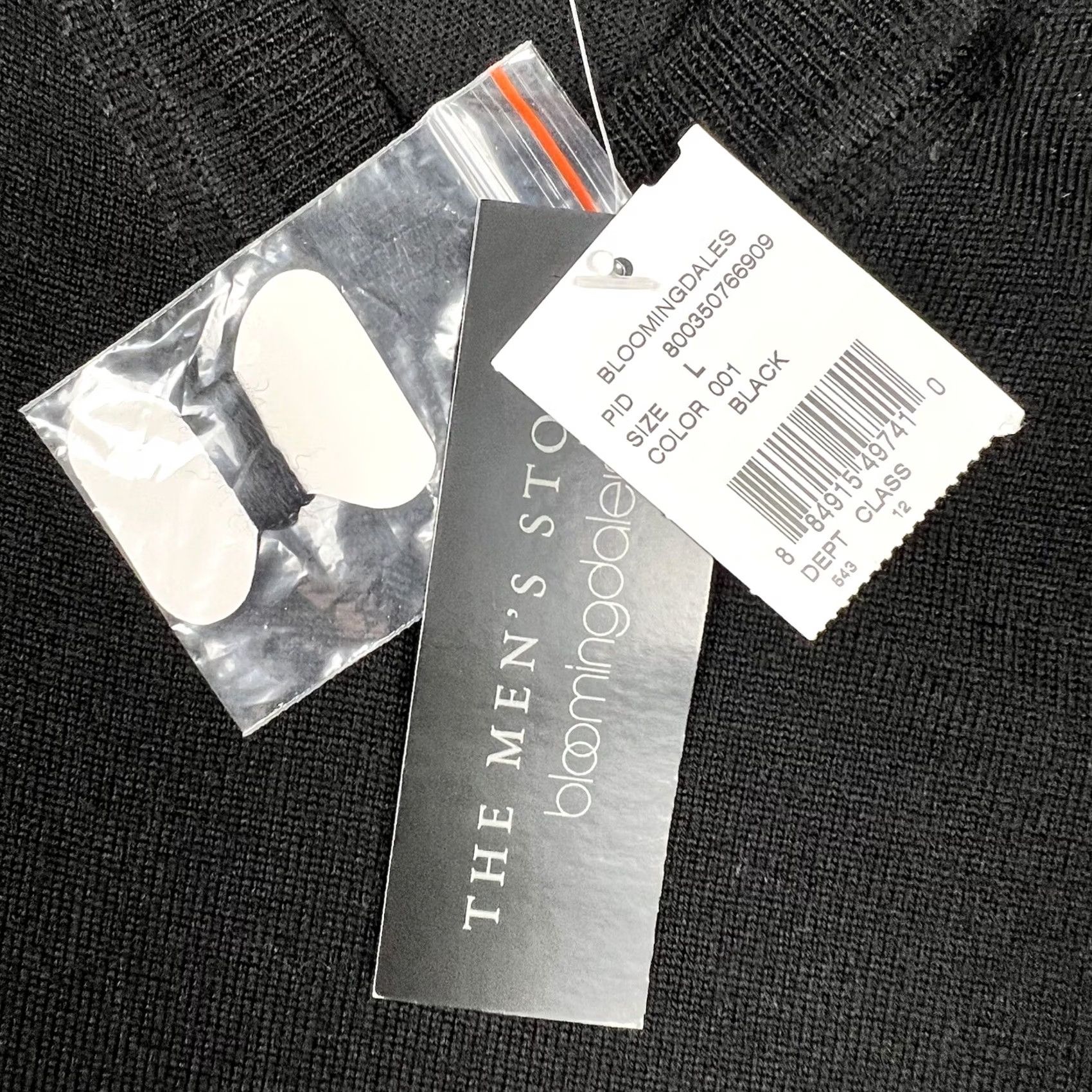 Bloomingdale's VINTAGE Bloomingdales The Mens Store Black Merino Wool V-Neck Sweater Men Large Size US L / EU 52-54 / 3 - 7 Thumbnail