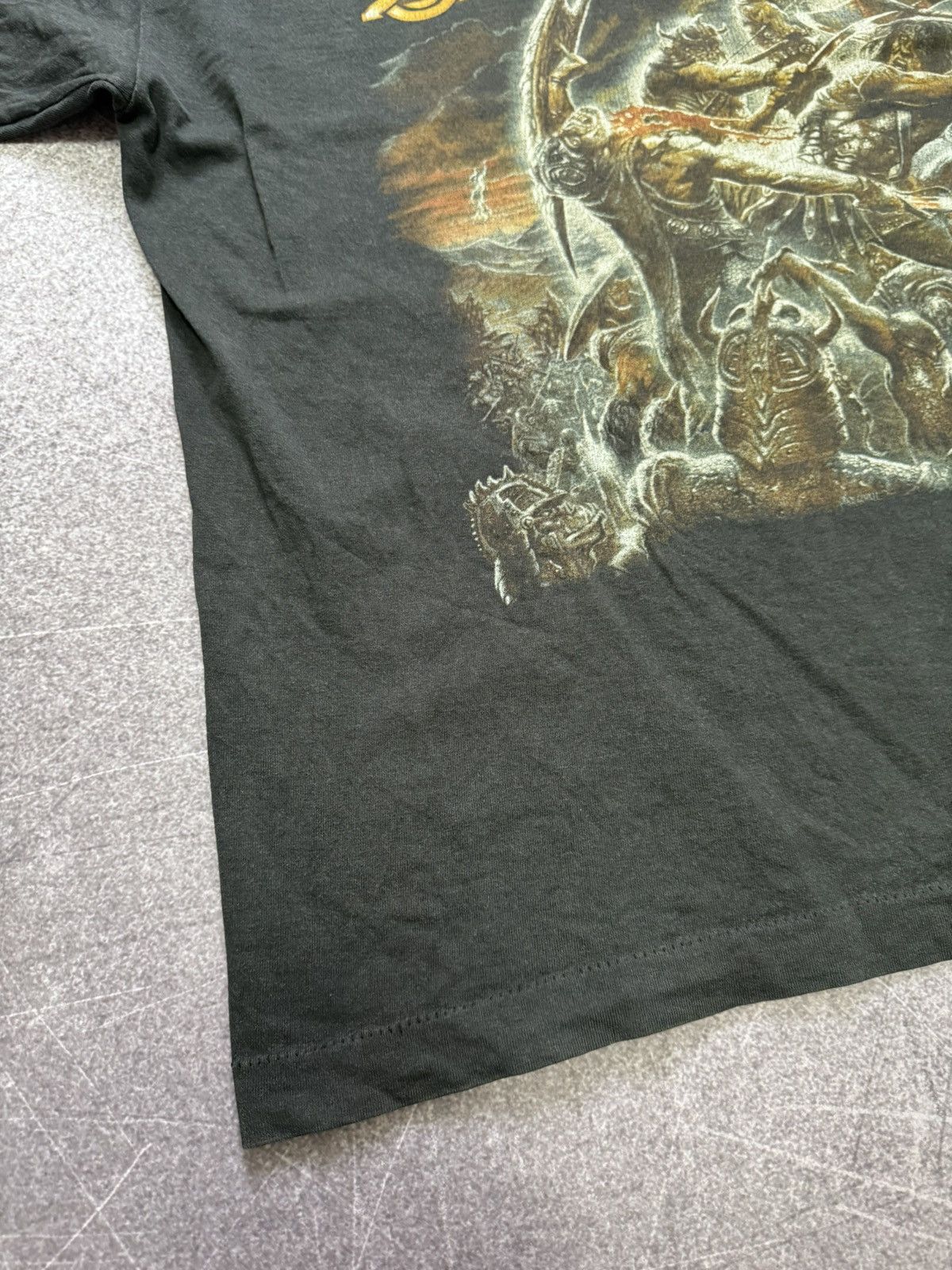 Band Tees Rare Vintage Blind Guardian t shirt 1998 Metal Band Faded Size US XL / EU 56 / 4 - 11 Thumbnail