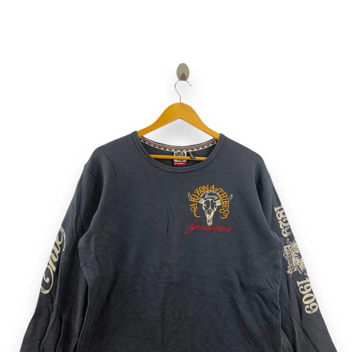 Vintage Vintage GERONIMO CHIEF USA Arizona Tribes Tee Shirt Size US XL / EU 56 / 4 - 3 Thumbnail