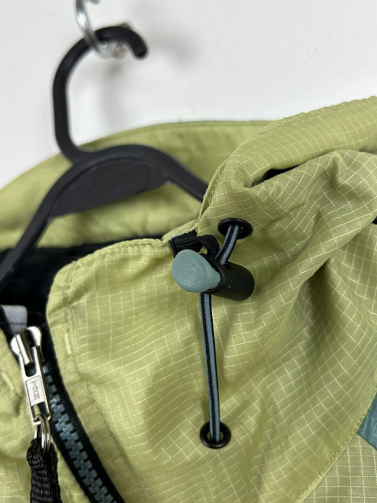 Nike 90s Vintage Nike ACG Packable Windbreaker Jacket In Green Size M / US 6-8 / IT 42-44 - 8 Thumbnail