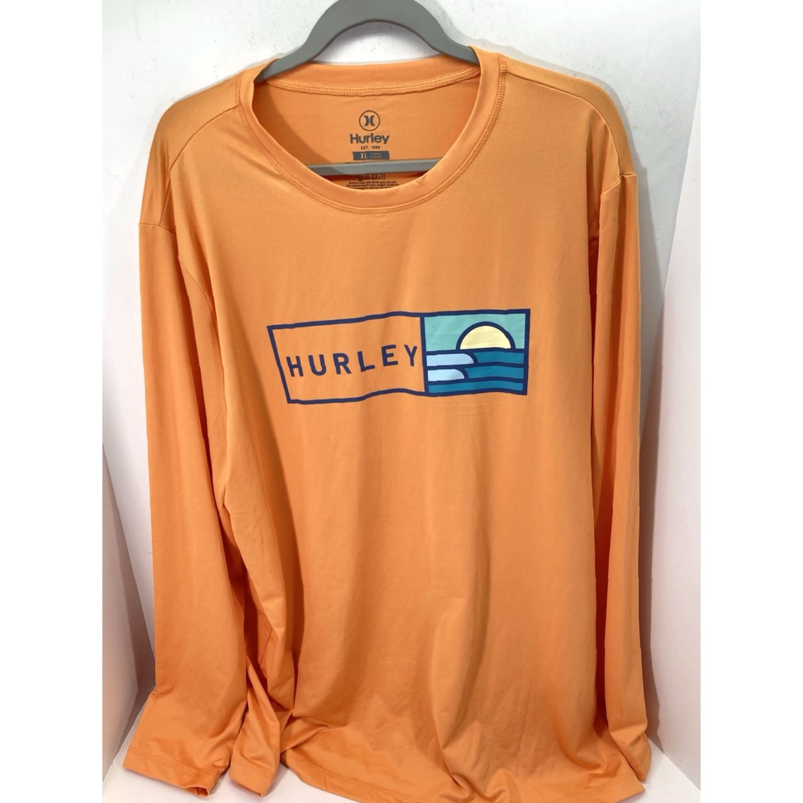 Hurley **Hurley UV TShirt Men XL Orange Moisture Wicking Long Sleeve** User: Hurley UV TShirt Men XL Orange Moisture Wicking Long Sleeve Size US XL / EU 56 / 4 - 2 Thumbnail
