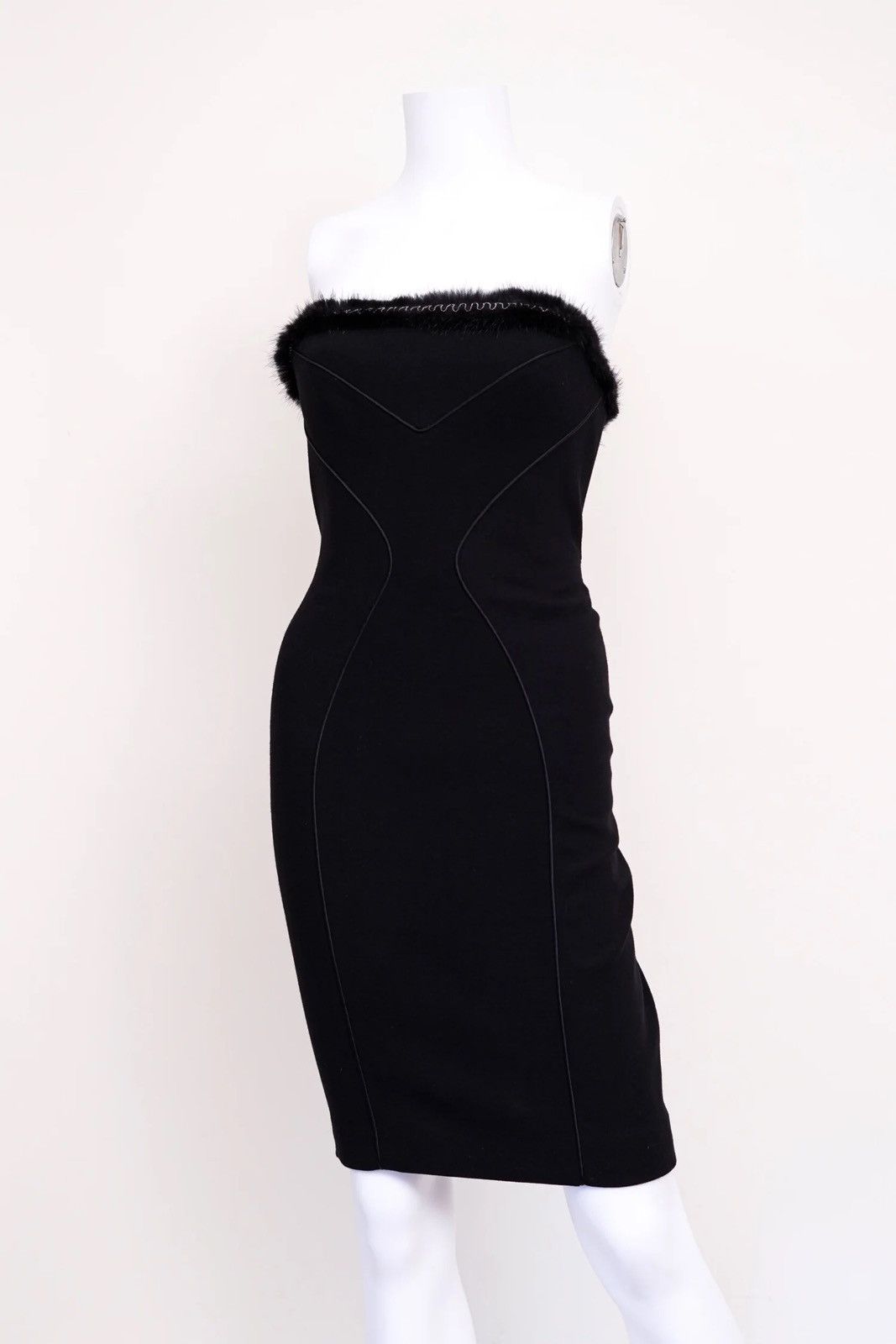 Versace Versace Black Fur Tube Dress Size M / US 6-8 / IT 42-44 - 4 Thumbnail