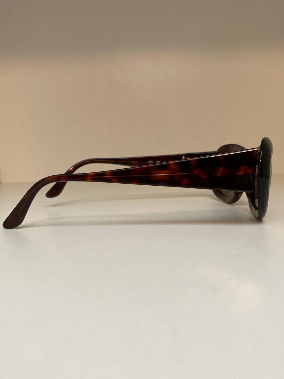 Yves Saint Laurent Yves Saint Laurent YSL Heart Retro Sunglasses Vintage Y2K Size ONE SIZE - 3 Thumbnail