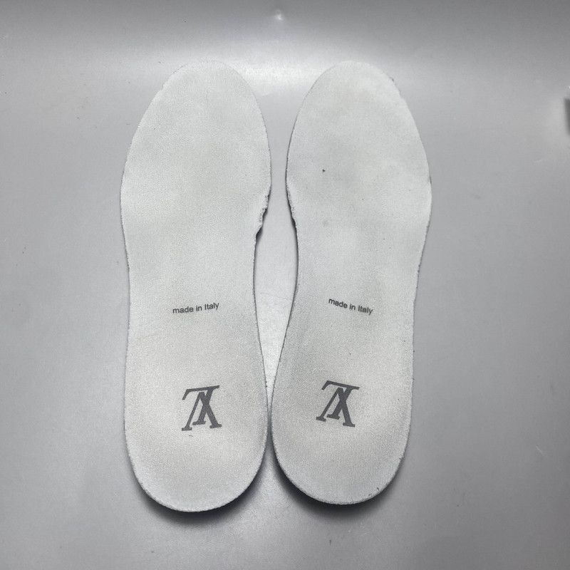 Louis Vuitton Louis Vuitton Stylish Low-Top Trainers for All - Size US 7 / EU 40 - 8 Thumbnail