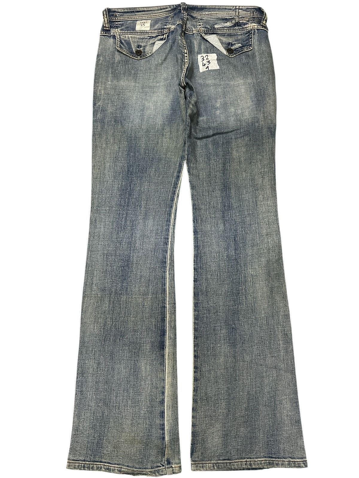 Marithe + Francois Girbaud Flare Marithe Francois Girbaud Distress Style. Size US 34 / EU 50 - 2 Thumbnail