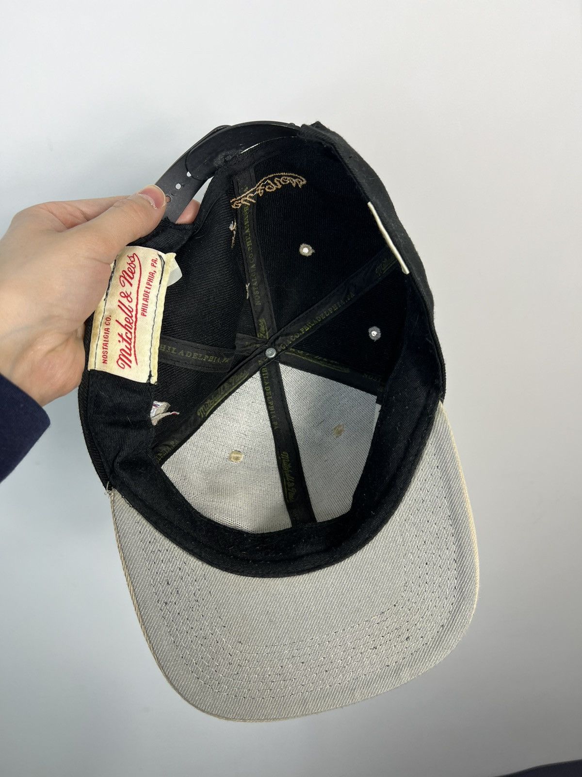 NFL New Orleans Saints Mitchell & Ness Cap Hat NFL Vintage Sna Size ONE SIZE - 3 Thumbnail
