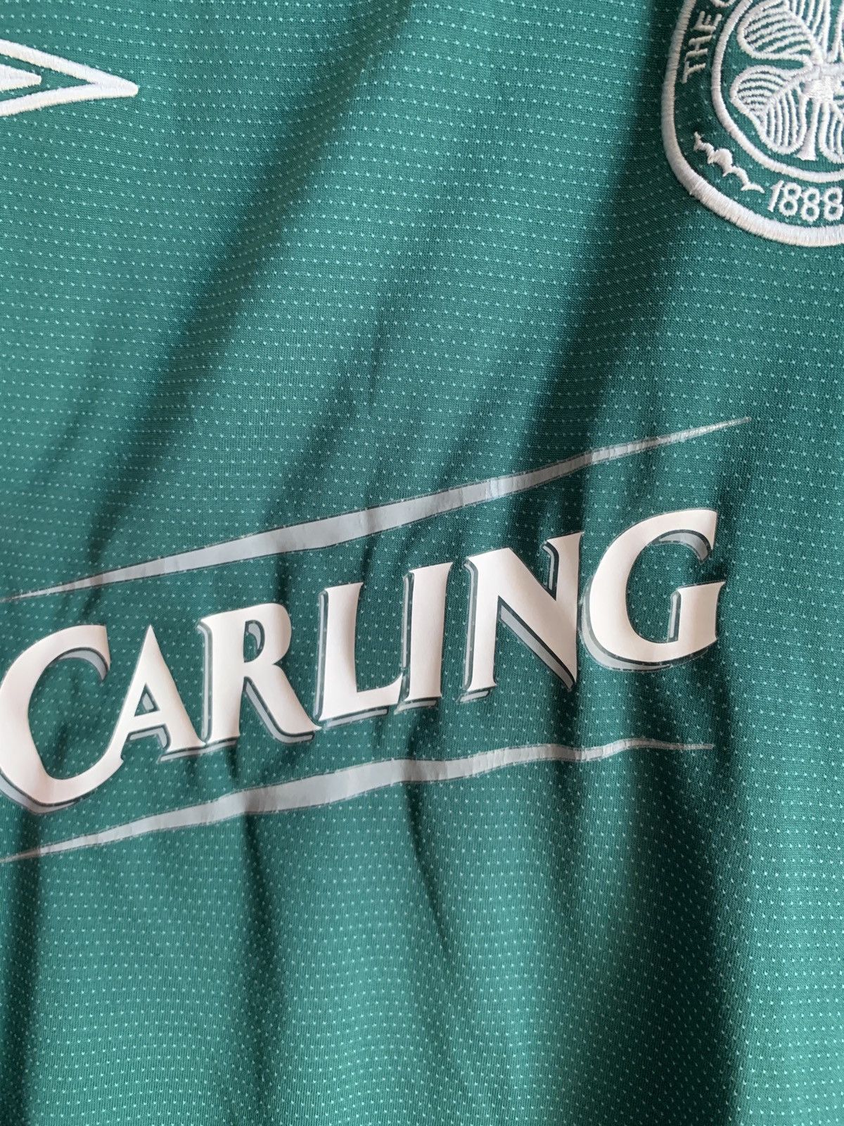 Umbro × Vintage Celtic Glasgow 2004 Away Football Shirt Vintage Umbro Soccer Size US L / EU 52-54 / 3 - 9 Thumbnail