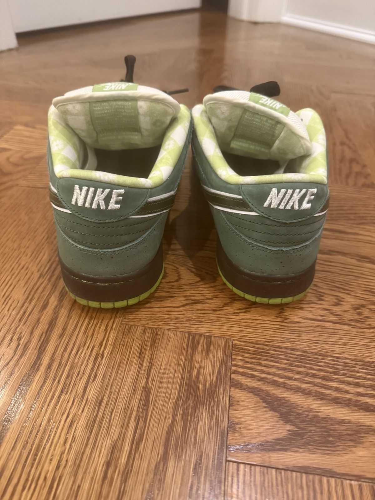 Nike Concepts x Dunk Low SB 'Green Lobster' Special Box Size US 10 / EU 43 - 3 Thumbnail