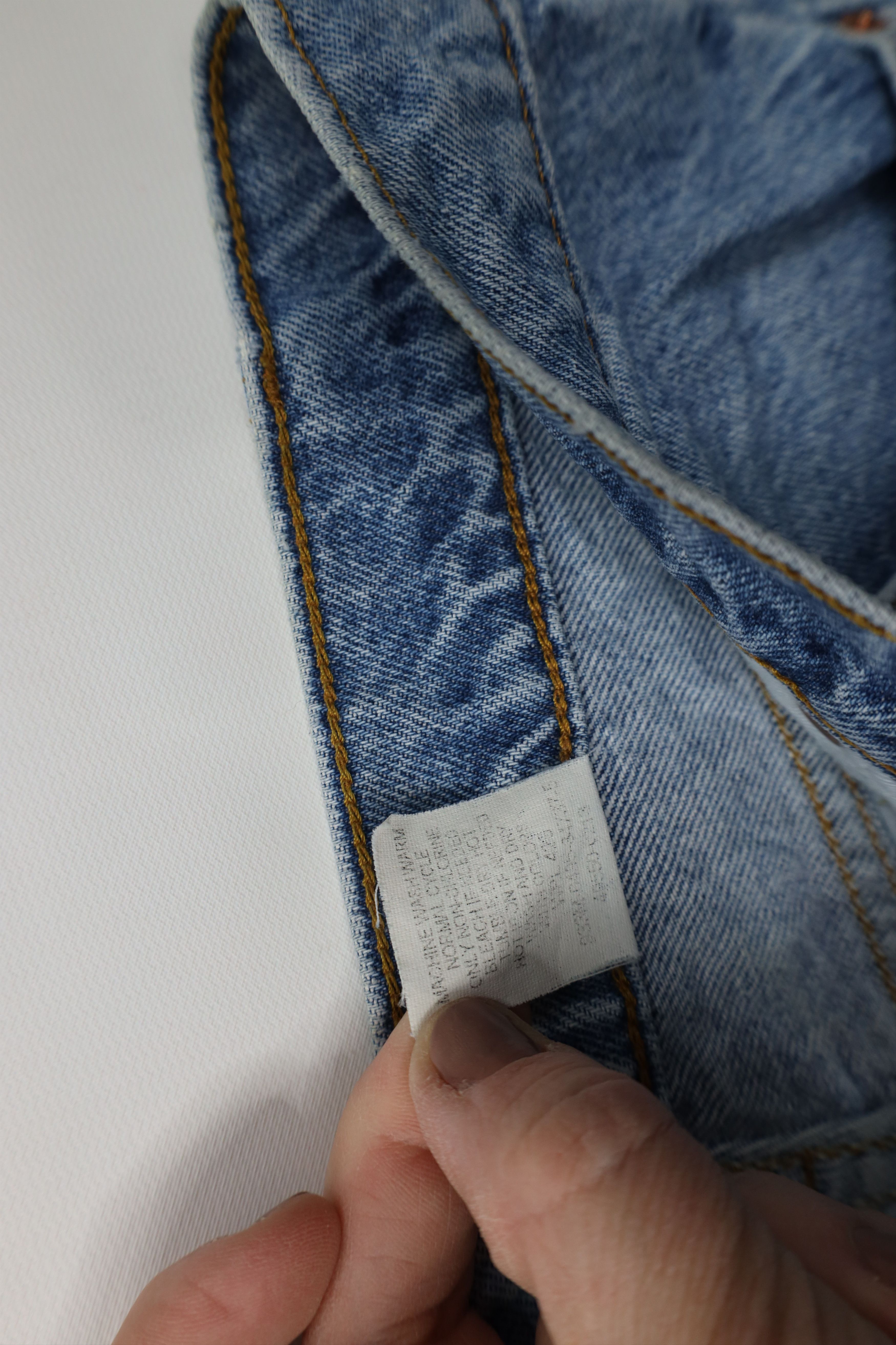 Levi's Vintage 90s Levis 550 Orange Tab Tapered Leg Denim Jeans Size US 31 - 8 Thumbnail