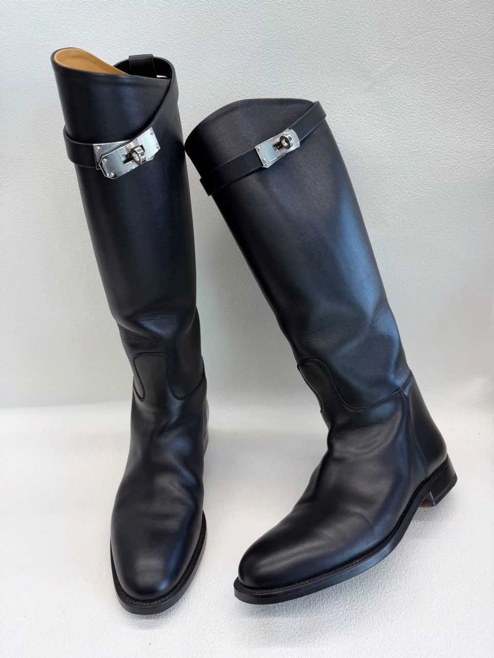 Hermes Hermes Black Boots us_5 Women Size US 5 / IT 35 - 1 Thumbnail
