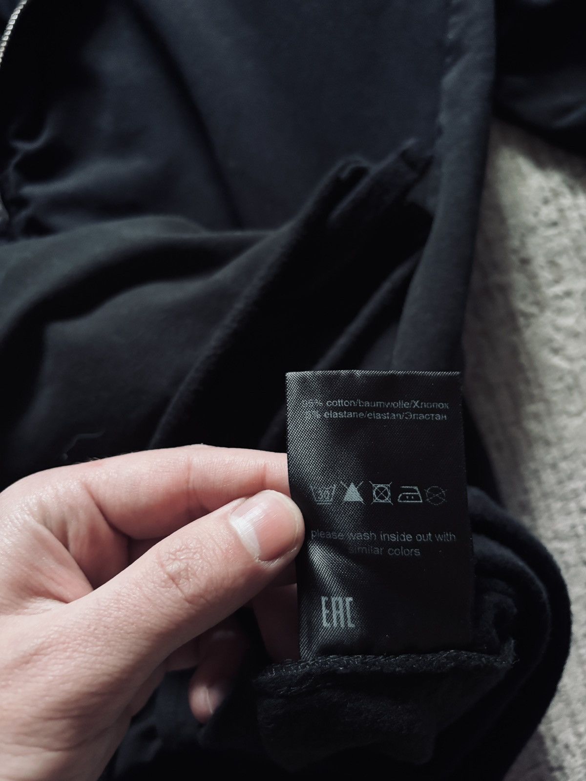 Thom Krom Thom Krom Asymemetric Avant-garde black zip up hoodie Size US L / EU 52-54 / 3 - 8 Thumbnail