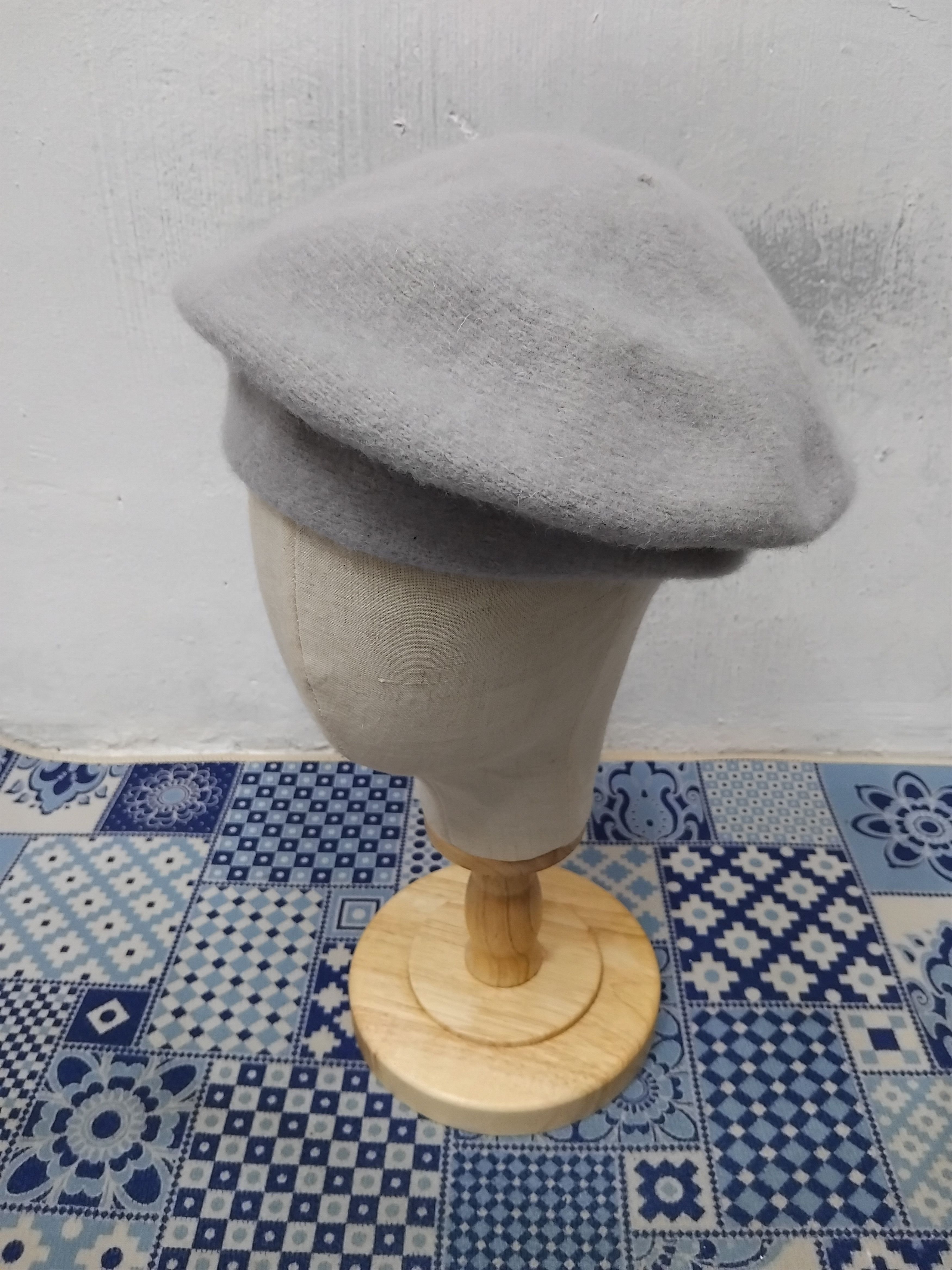 Japanese Brand 💥Uniqlo grey colour Japanese brand hat Size ONE SIZE - 7 Thumbnail