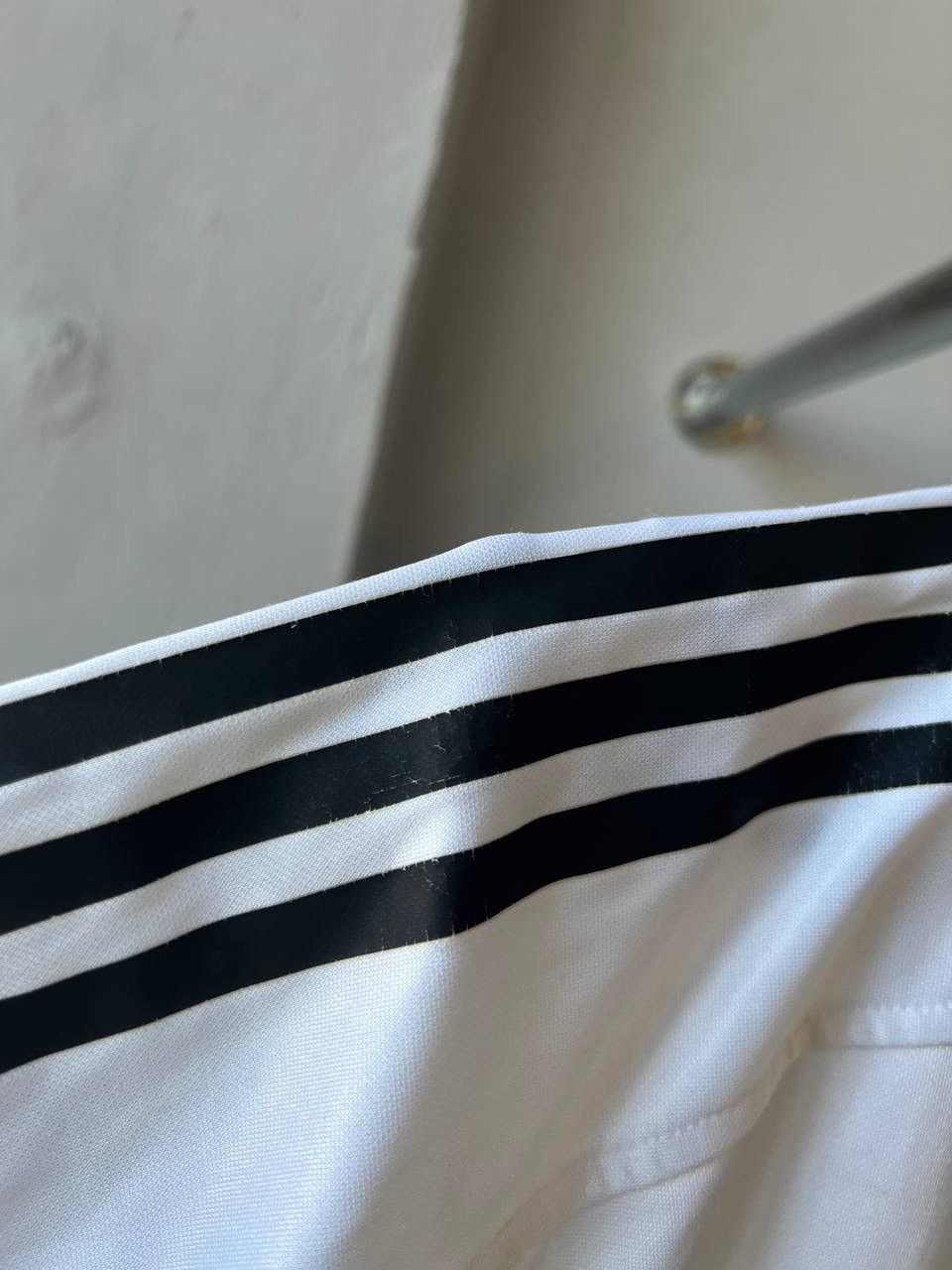 Vintage 2004/05 REAL MADRID HOME RARE SOCCER JERSEY SHIRT ADIDAS Size US XL / EU 56 / 4 - 14 Thumbnail