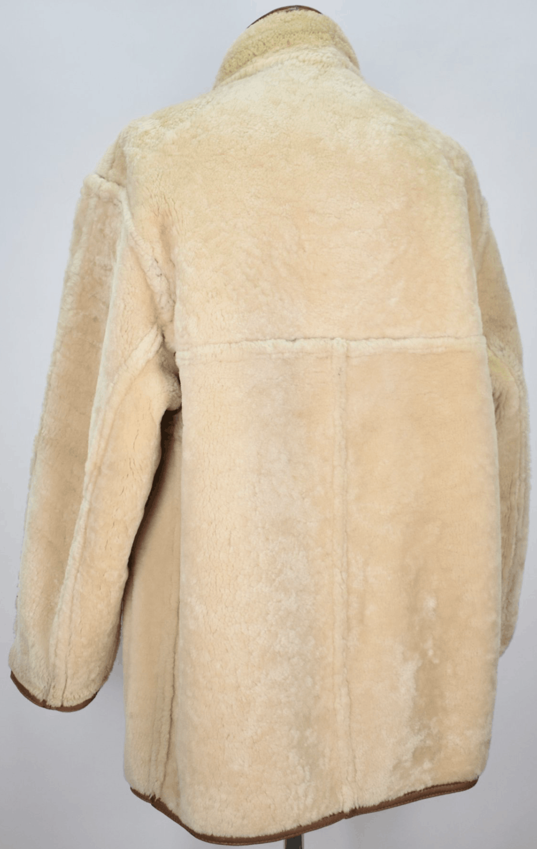 Burberry Burberry's Soft Spanish Lambskin Shearling - Pelliccia Size US XL / EU 56 / 4 - 6 Thumbnail