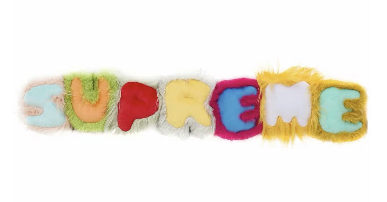 Supreme Supreme Faux Fur Pillow Size ONE SIZE - 1 Thumbnail
