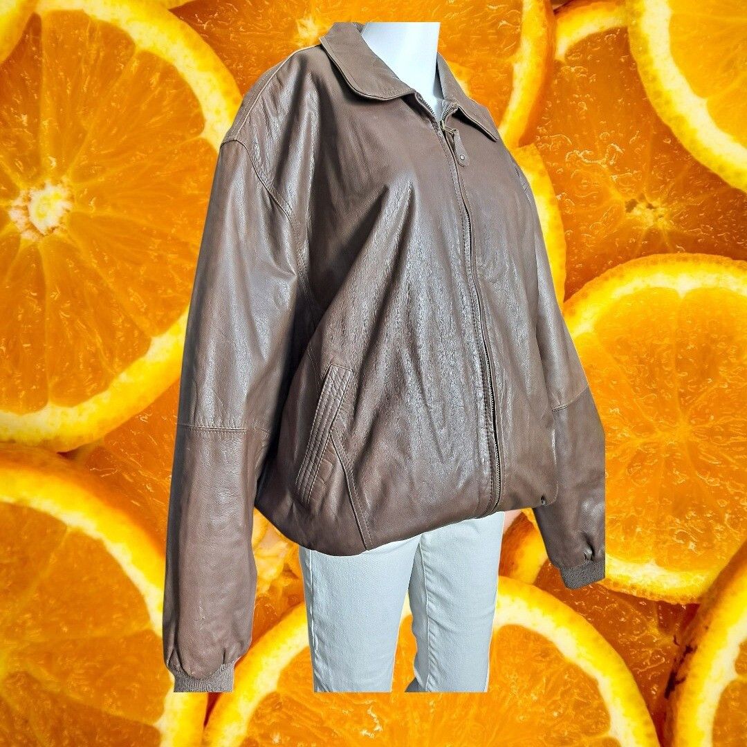 Other St. John's Bay Leather Bomber Jacket Full Zip Brown XL Size US XL / EU 56 / 4 - 9 Thumbnail