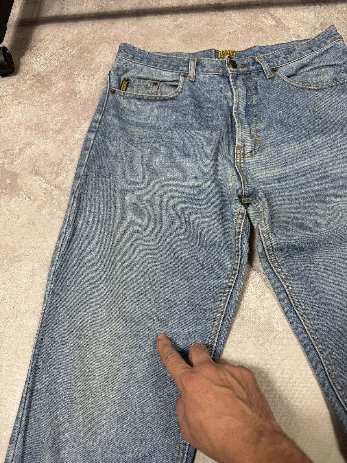 Vintage Vintage 90s Armani Jeans Fade Denim Pants Size US 32 / EU 48 - 4 Thumbnail