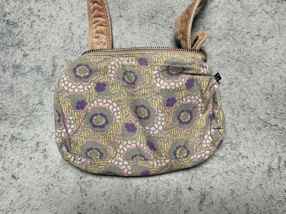 Marc Jacobs Vintage Y2K Marc Jacobs Velvet Mini Bag Size ONE SIZE - 14 Thumbnail