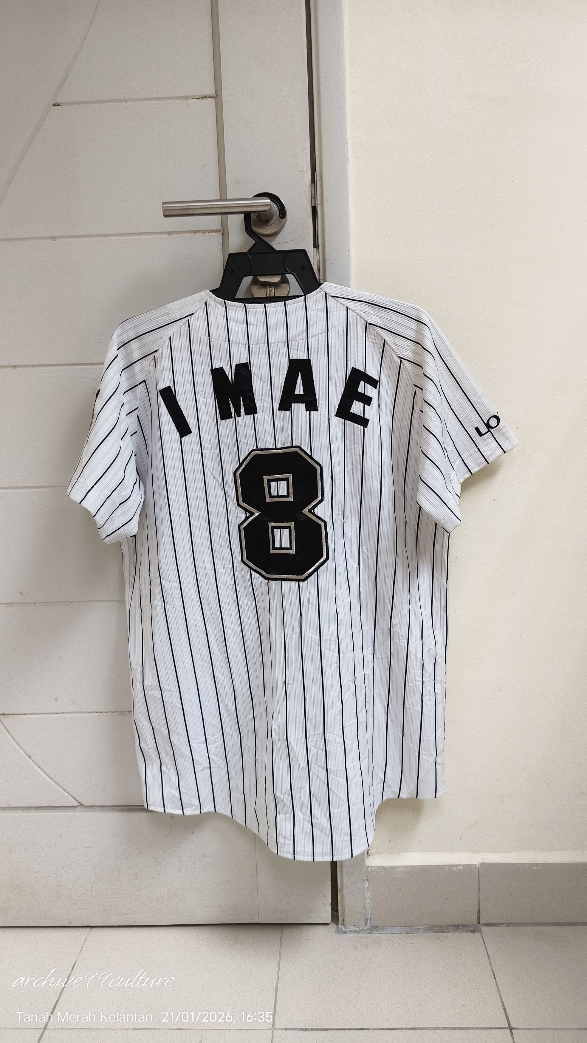 Descente Rare Chiba Lotte Marines Toshiaki Imae Home Jersey Size US M / EU 48-50 / 2 - 2 Thumbnail