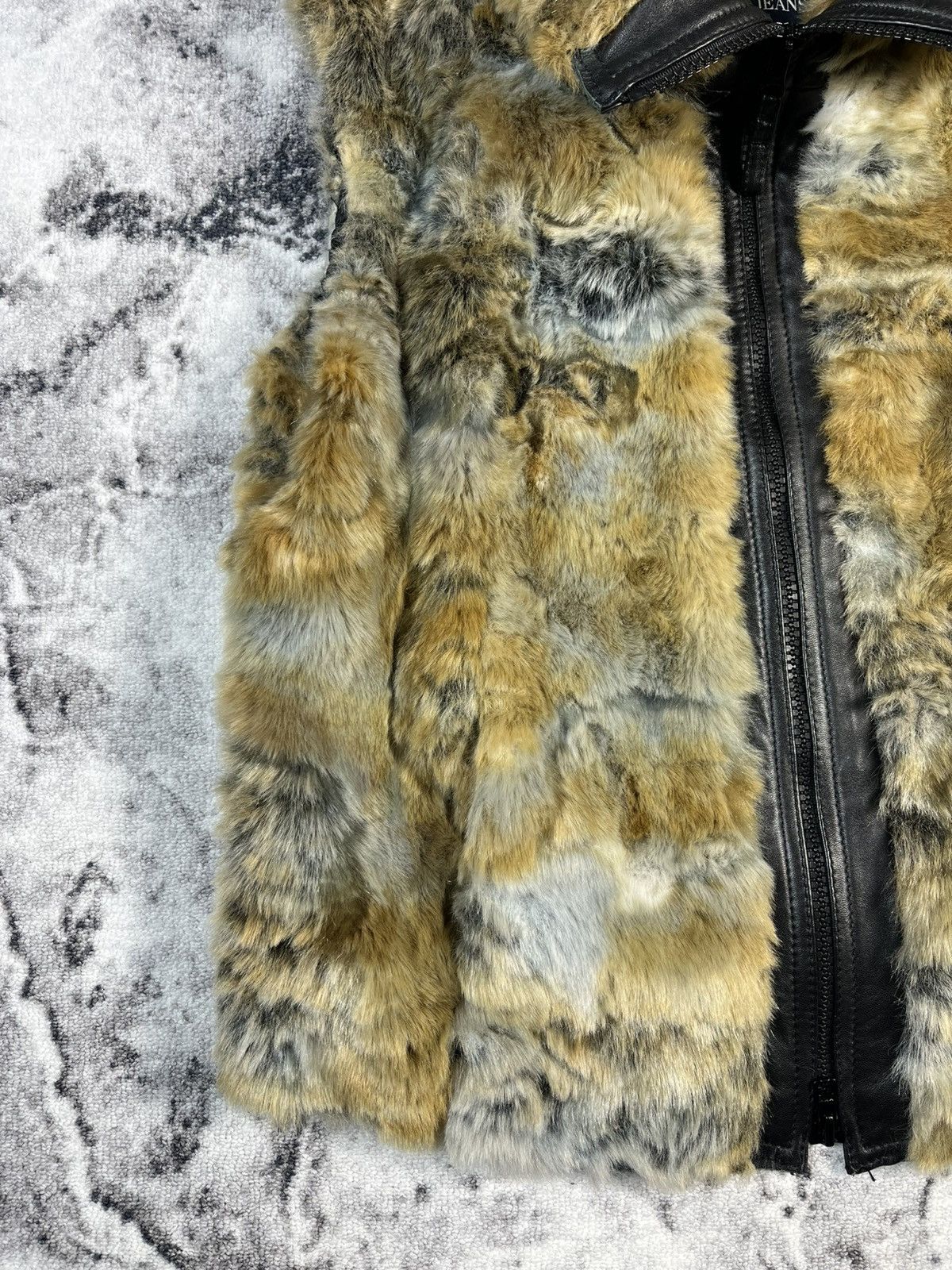 Armani Armani Jeans Faux Fur Vest – Brown Multi – Zip Up – AJ Logo Size M / US 6-8 / IT 42-44 - 2 Thumbnail