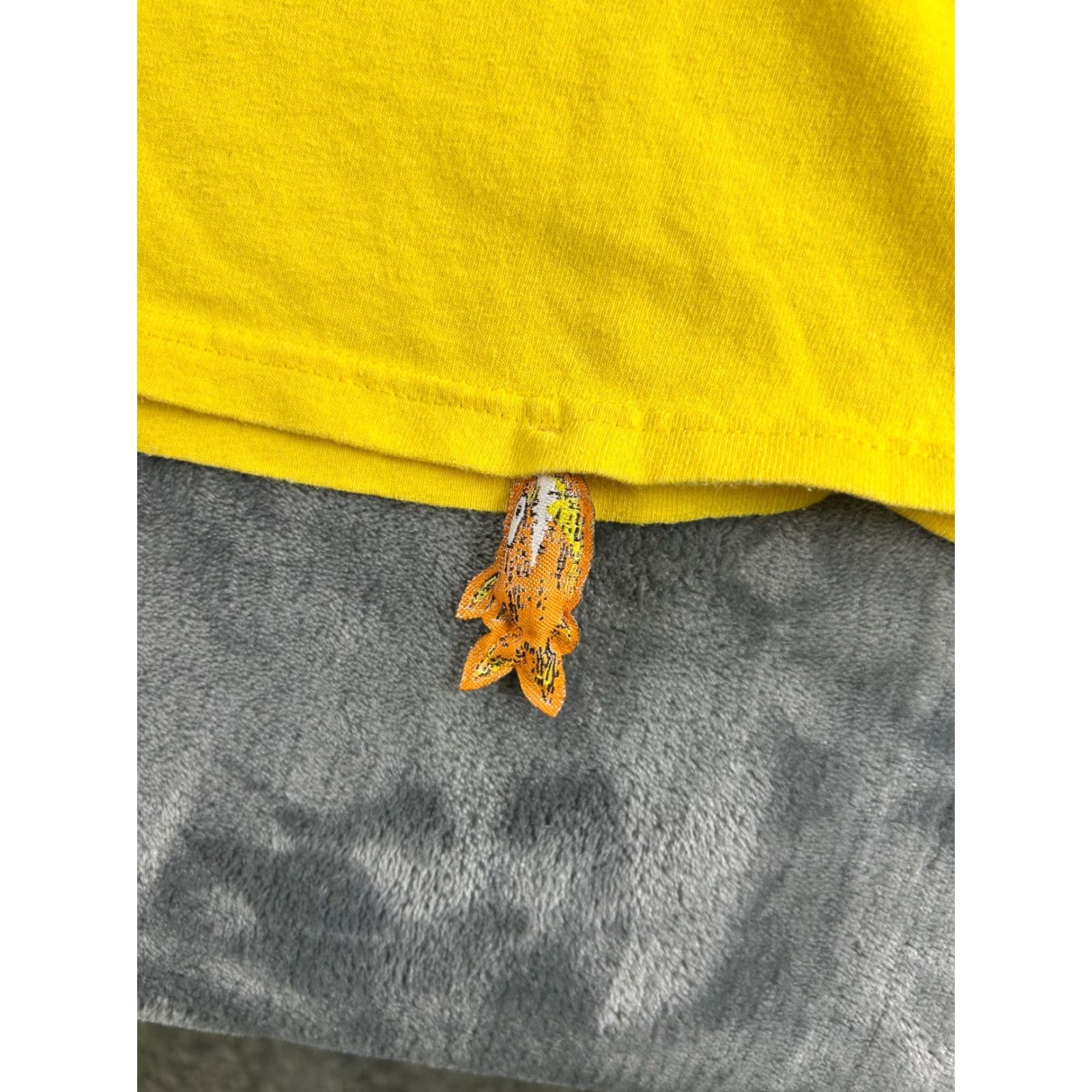 Nautica VINTAGE Pirana Joe T-Shirt Yellow 2XL Mens Hawaiian Shirt Short Sleeve Summer/Beach Parrot Cartoon 90s/Nautical Caribbean Womens Girls Size US XXL / EU 58 / 5 - 2 Thumbnail