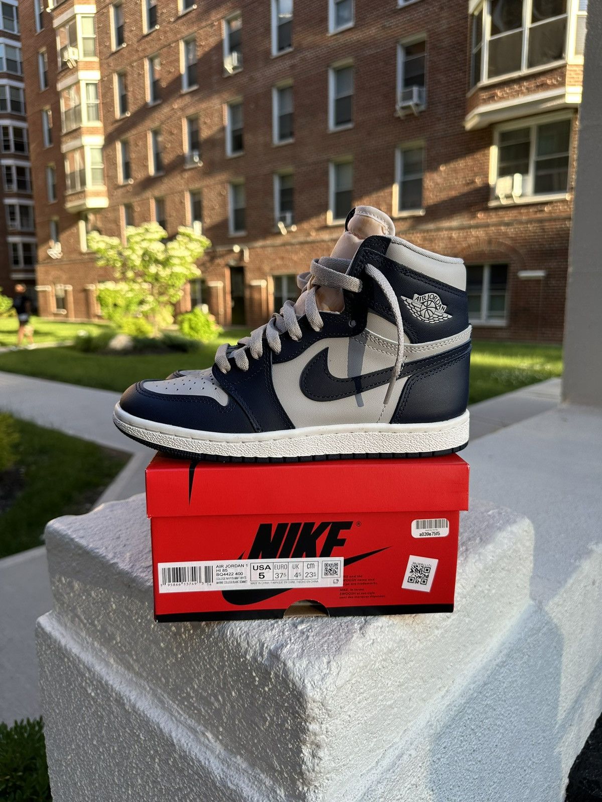 Nike nike jordan 1 high georgetown ‘85 Size US 5 / EU 37 - 3 Thumbnail
