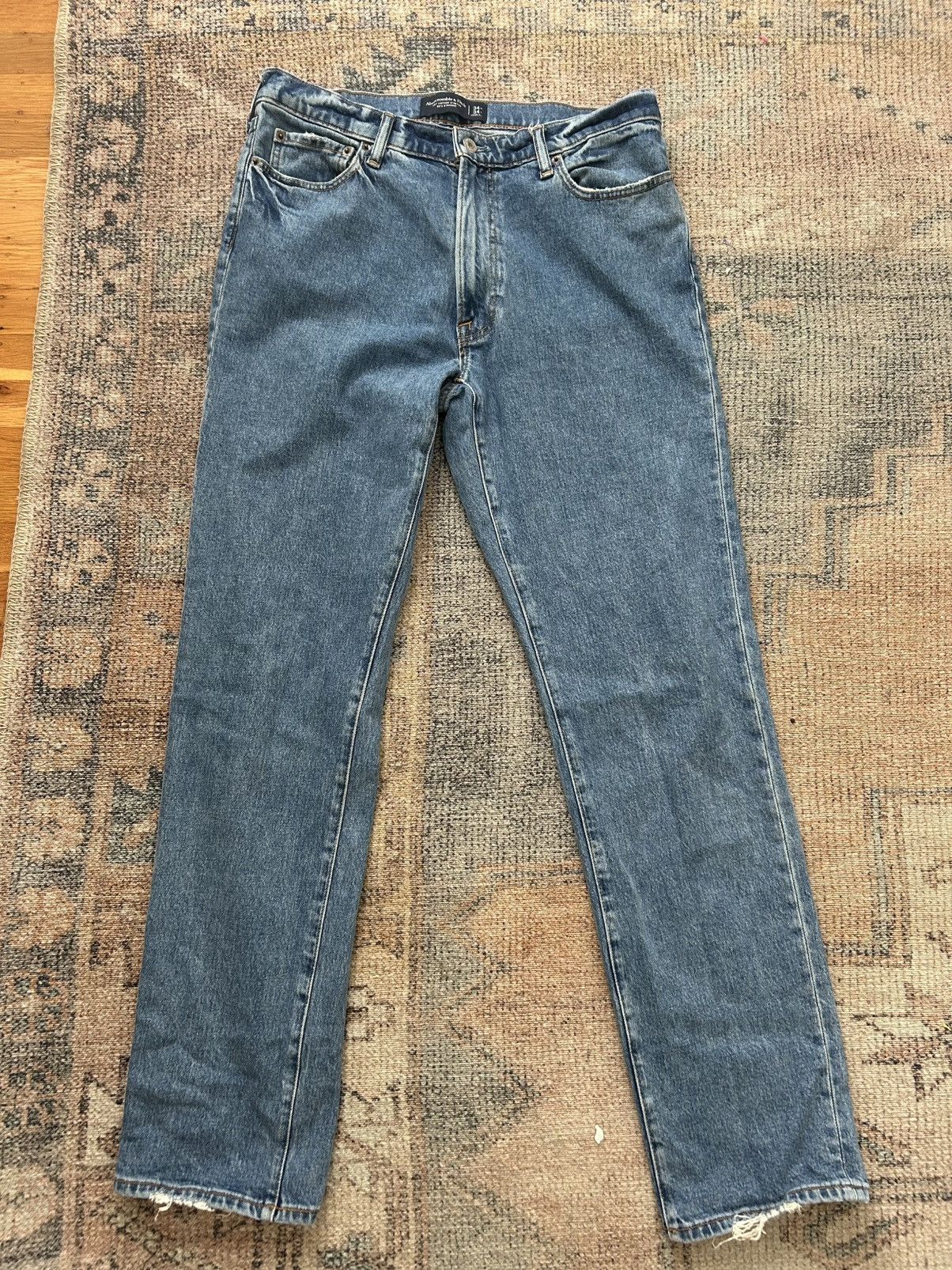 Abercrombie & Fitch 34x34 Straight Fit Abercrombie Medium Wash Men’s Jeans Size US 34 / EU 50 - 3 Thumbnail