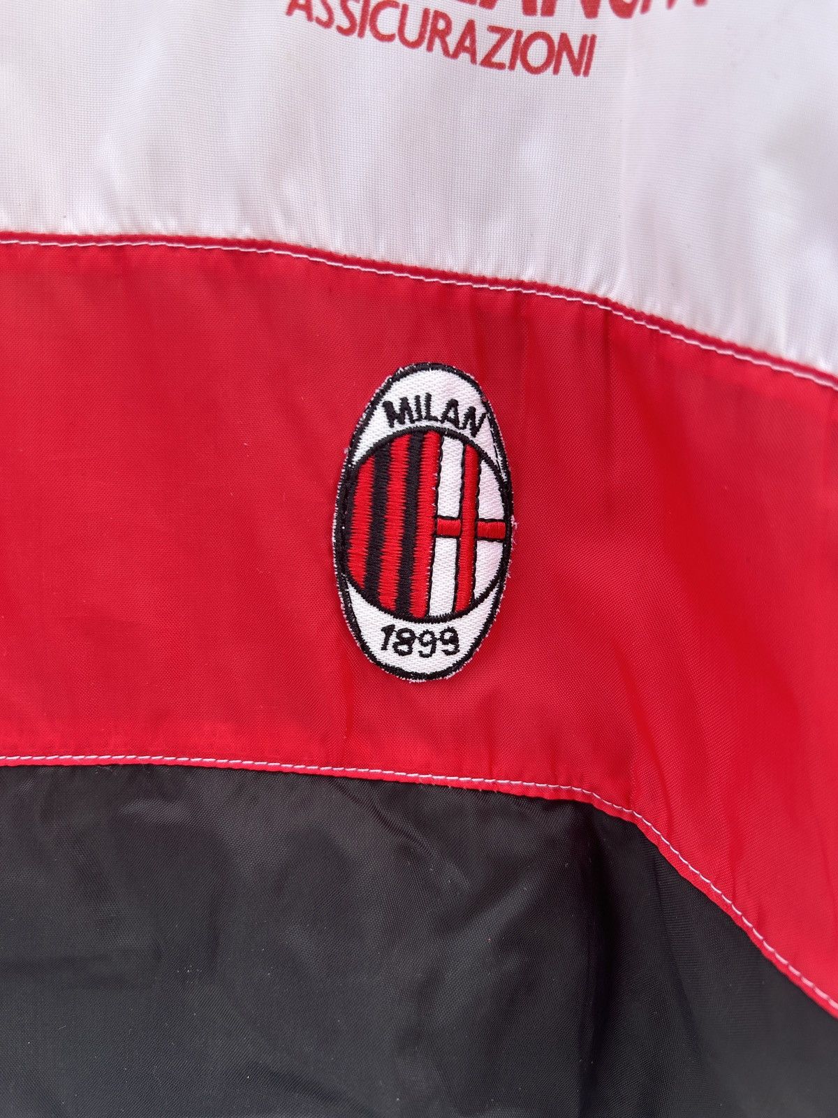 Adidas Adidas Ac Milan 1990/91/92 Hooded Lightweight Anorak Jacket Size US L / EU 52-54 / 3 - 3 Thumbnail