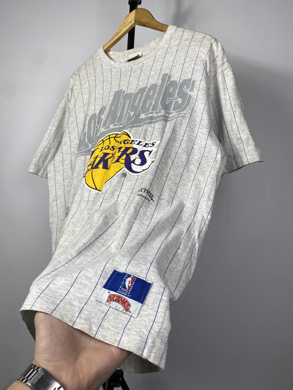 NBA × Vintage Vintage 90s Single Stitch LA Lakers NBA Basketball T-Shirt Size US L / EU 52-54 / 3 - 5 Thumbnail