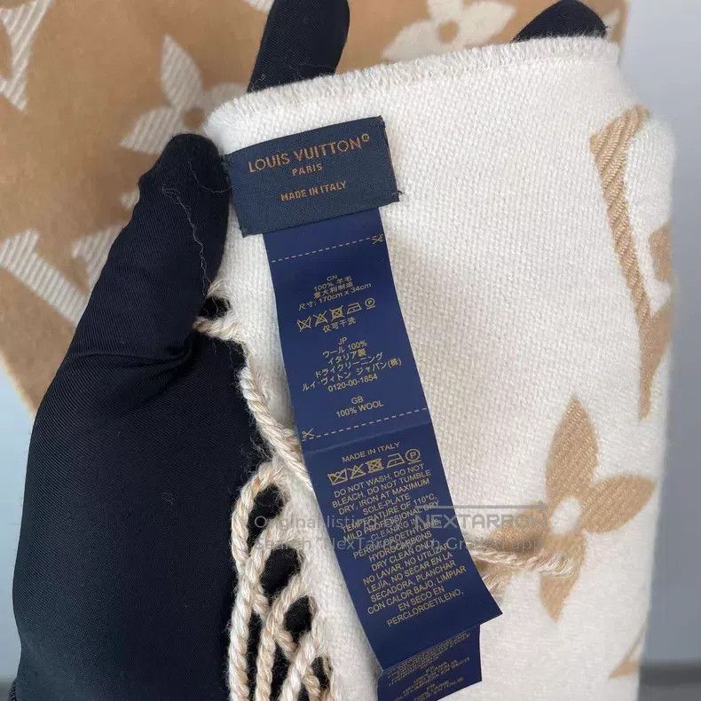 Louis Vuitton Louis Vuitton Creamy classic presbyopic double-faced cashm Size ONE SIZE - 7 Thumbnail