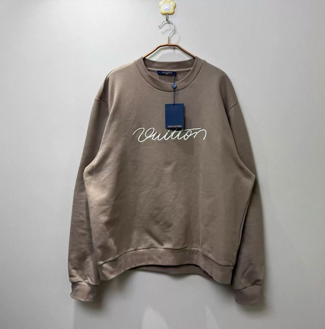 Louis Vuitton Louis Vuitton Beige Embroidered Letter Sweatshirt Size US XL / EU 56 / 4 - 1 Thumbnail