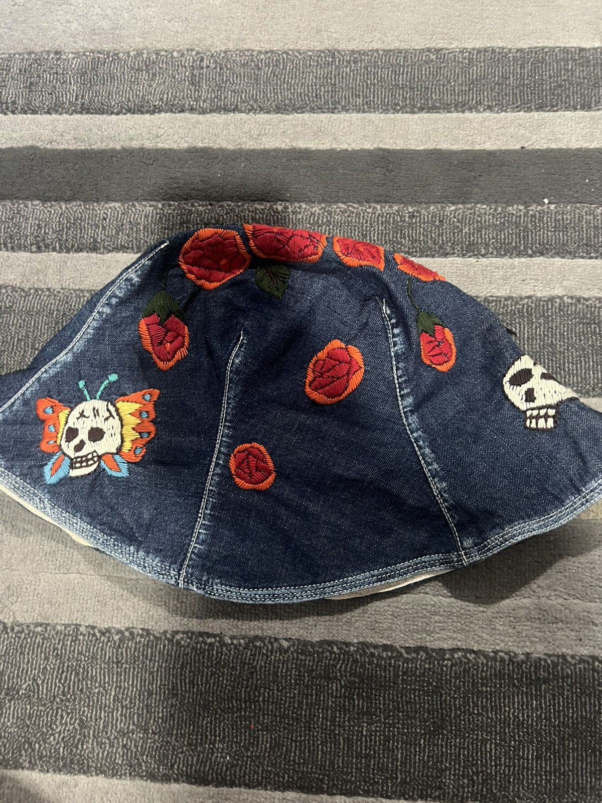 Kapital Kapital roses tulip hat Size ONE SIZE - 1 Thumbnail