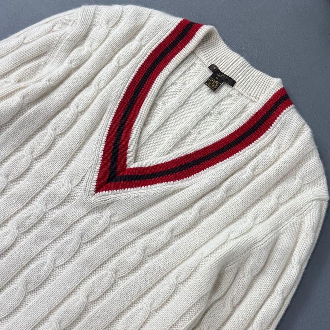 Louis Vuitton Louis Vuitton Cashmere Cardigan Knit with LV Logo Patch Size US M / EU 48-50 / 2 - 3 Thumbnail