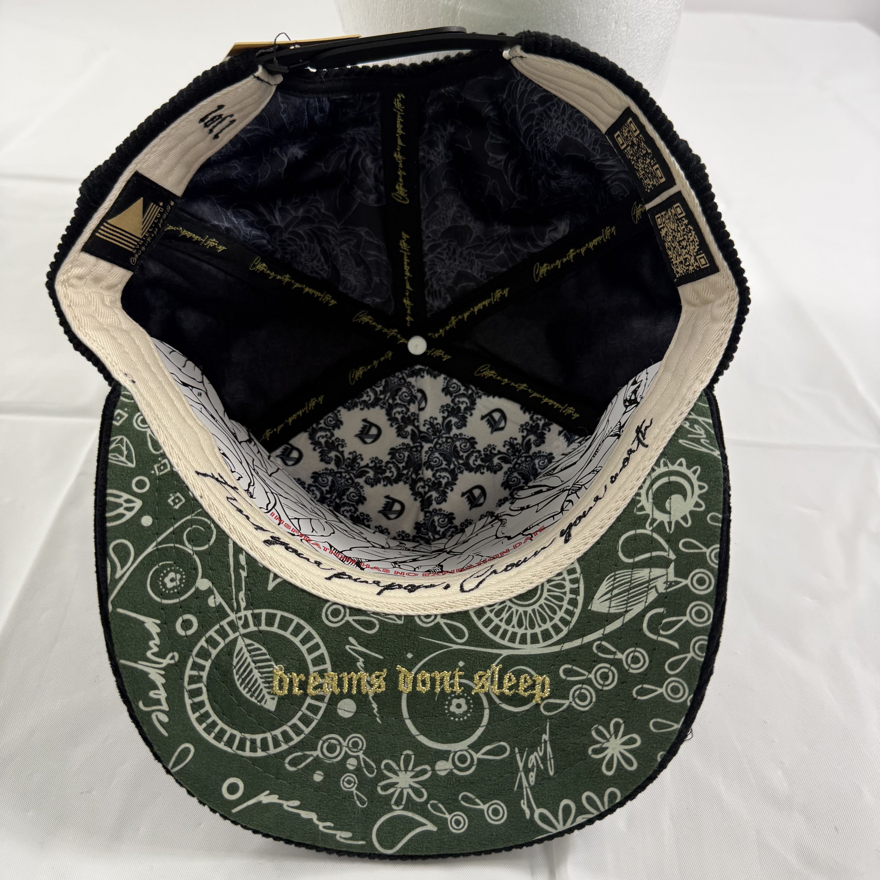 Other Dvniel.luu Dreams Don't Sleep USA Corduroy Snapback Size ONE SIZE - 7 Thumbnail