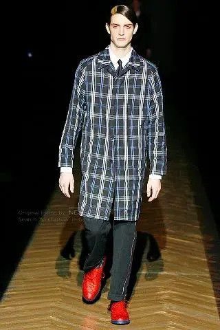 Dries Van Noten Dries Van Noten AW08 Plaid Trench Coat. Size US L / EU 52-54 / 3 - 7 Thumbnail