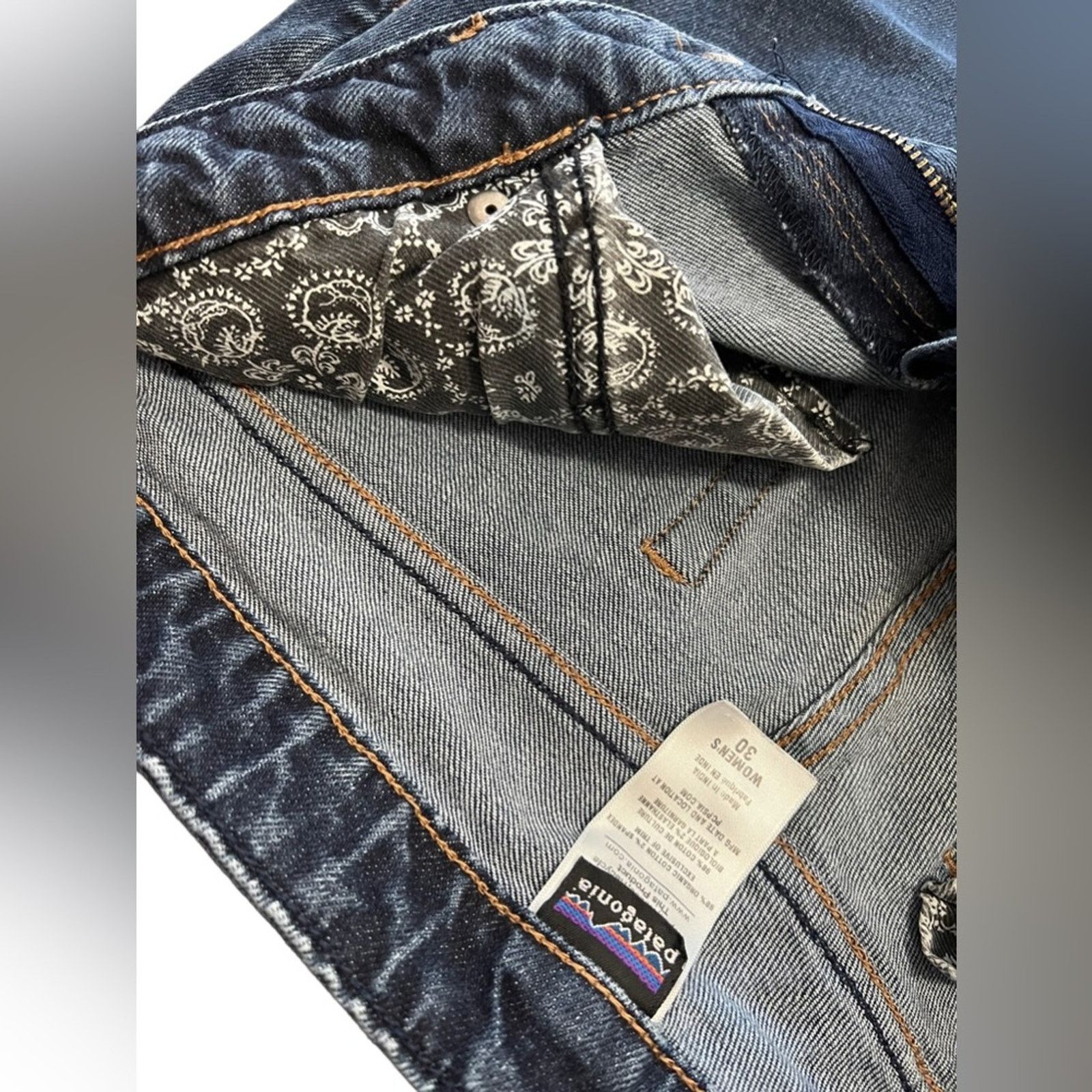 Patagonia Patagonia Women’s mid-rise boot cut jeans. Size:30 Size 30" / US 8 / IT 44 - 8 Thumbnail