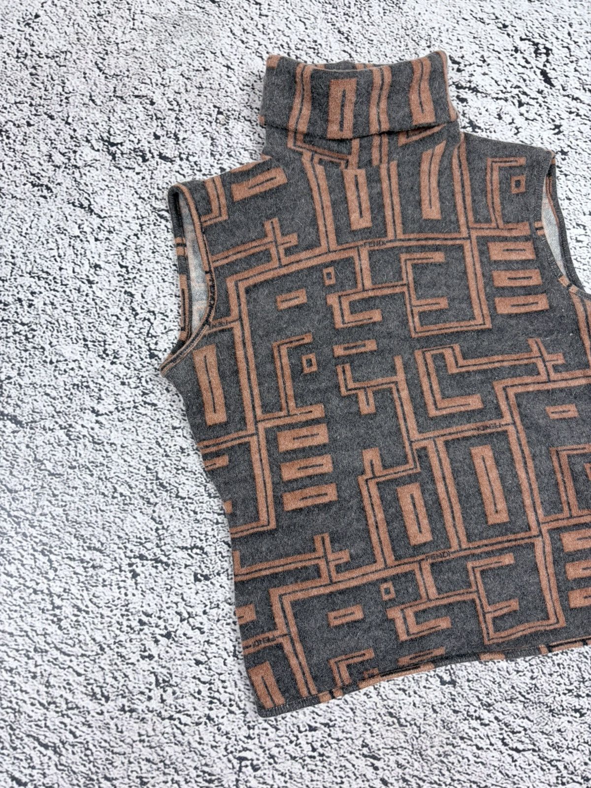 Fendi Vintage 90s Fendi Jeans Monogram Wool Angora Turtleneck Vest Size M / US 6-8 / IT 42-44 - 2 Thumbnail