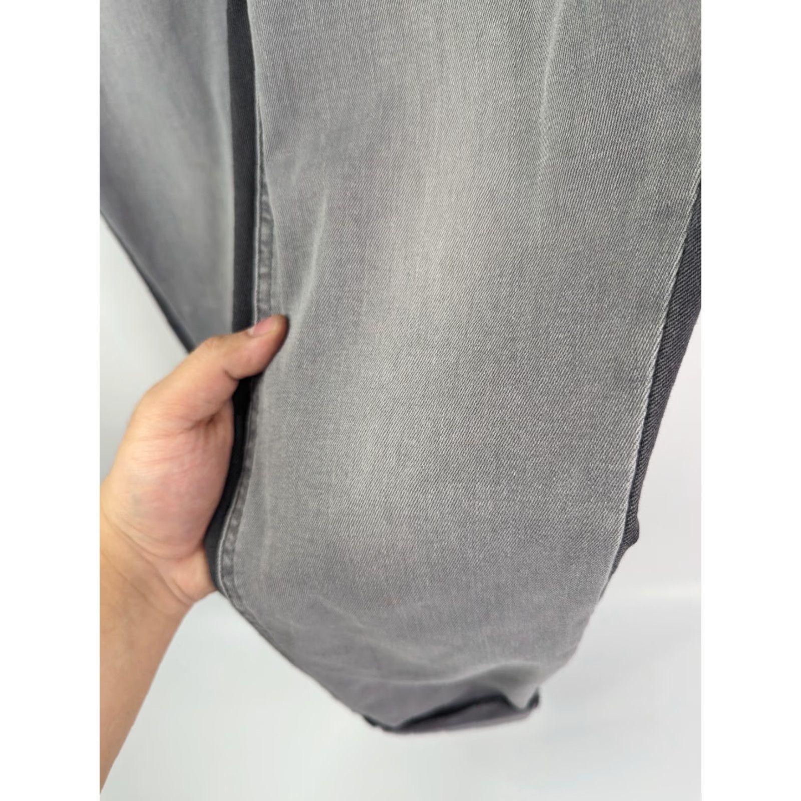 NYDJ NYDJ Girlfriend Jeans with Double Roll Cuff in Grey Cassiar Cropped Size 10 Size 32" / US 10 / IT 46 - 4 Thumbnail