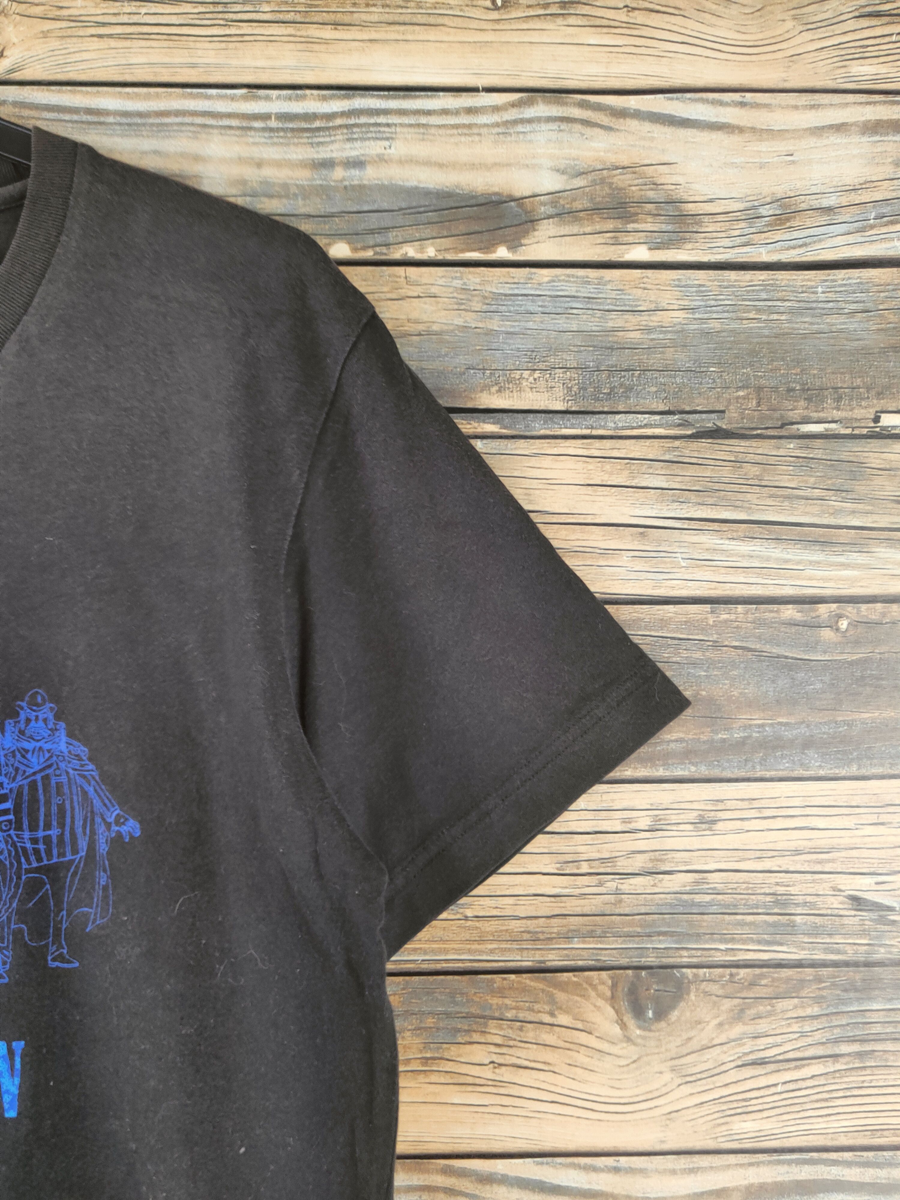 One Piece Uniqlo Black One Piece Short Sleeve T-shirts #S2865 Size US M / EU 48-50 / 2 - 8 Thumbnail