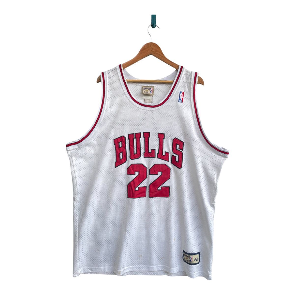 Majestic × NBA × Vintage VTG Bulls 22 Williams Hardwood Classic NBA Majestic Jersey Size US XL / EU 56 / 4 - 1 Thumbnail