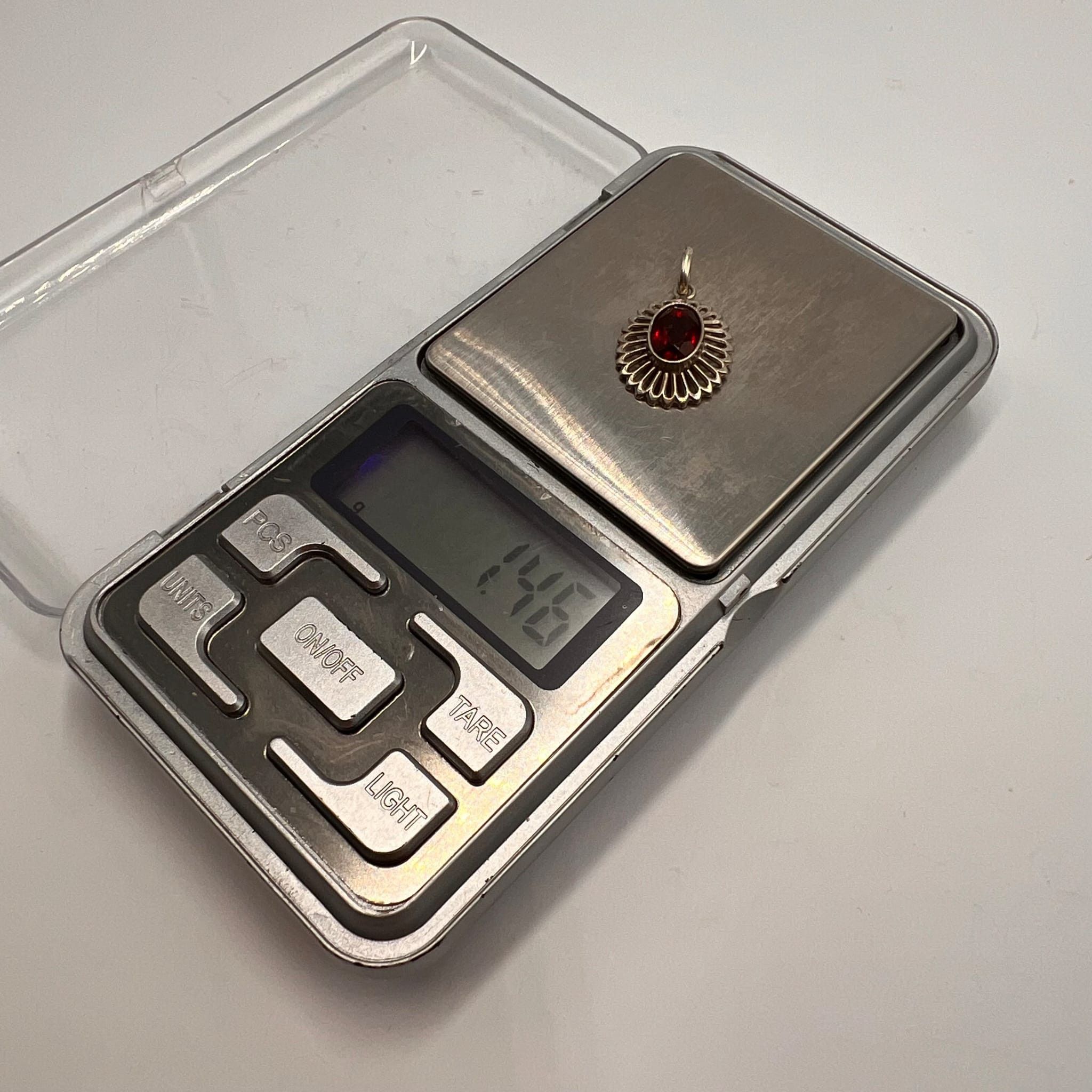 Vintage Vintage 835 Silver Pendant with Red Oval Glass Stone 1.46 g Size ONE SIZE - 3 Thumbnail