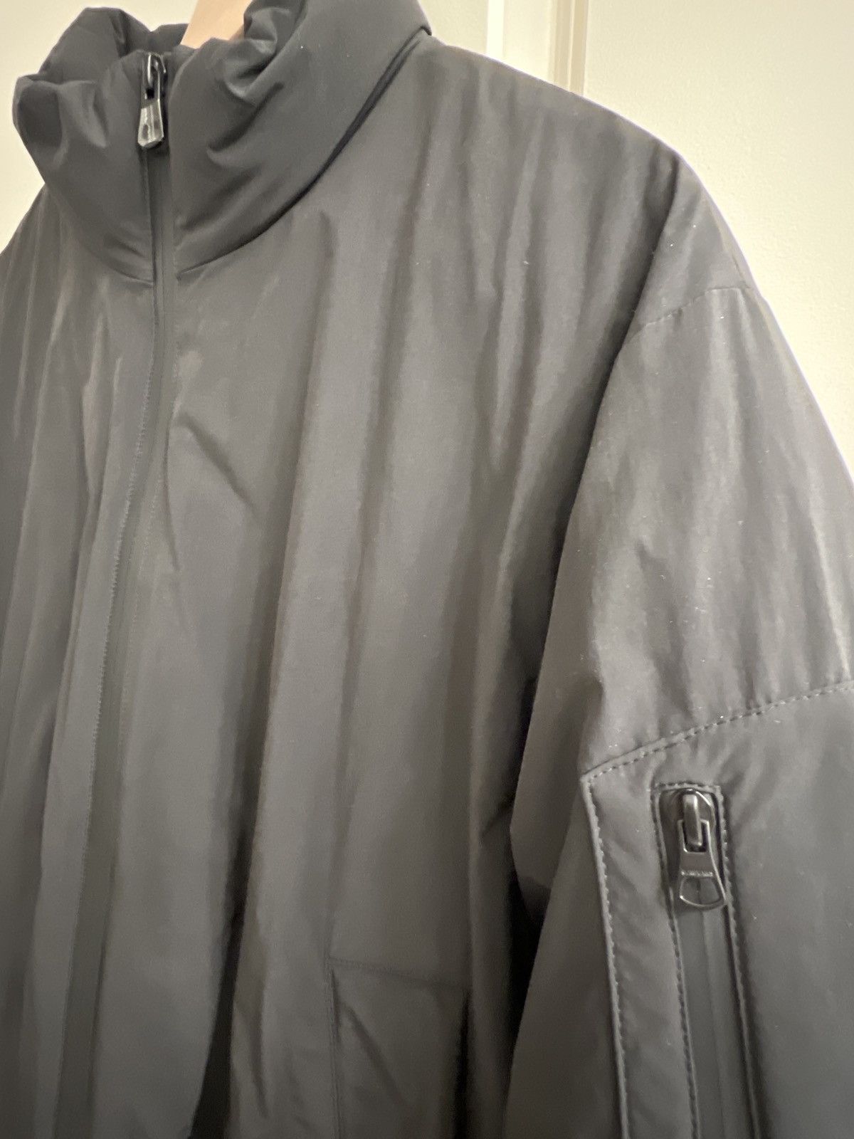 Burberry Black Puffer Jacket size Large