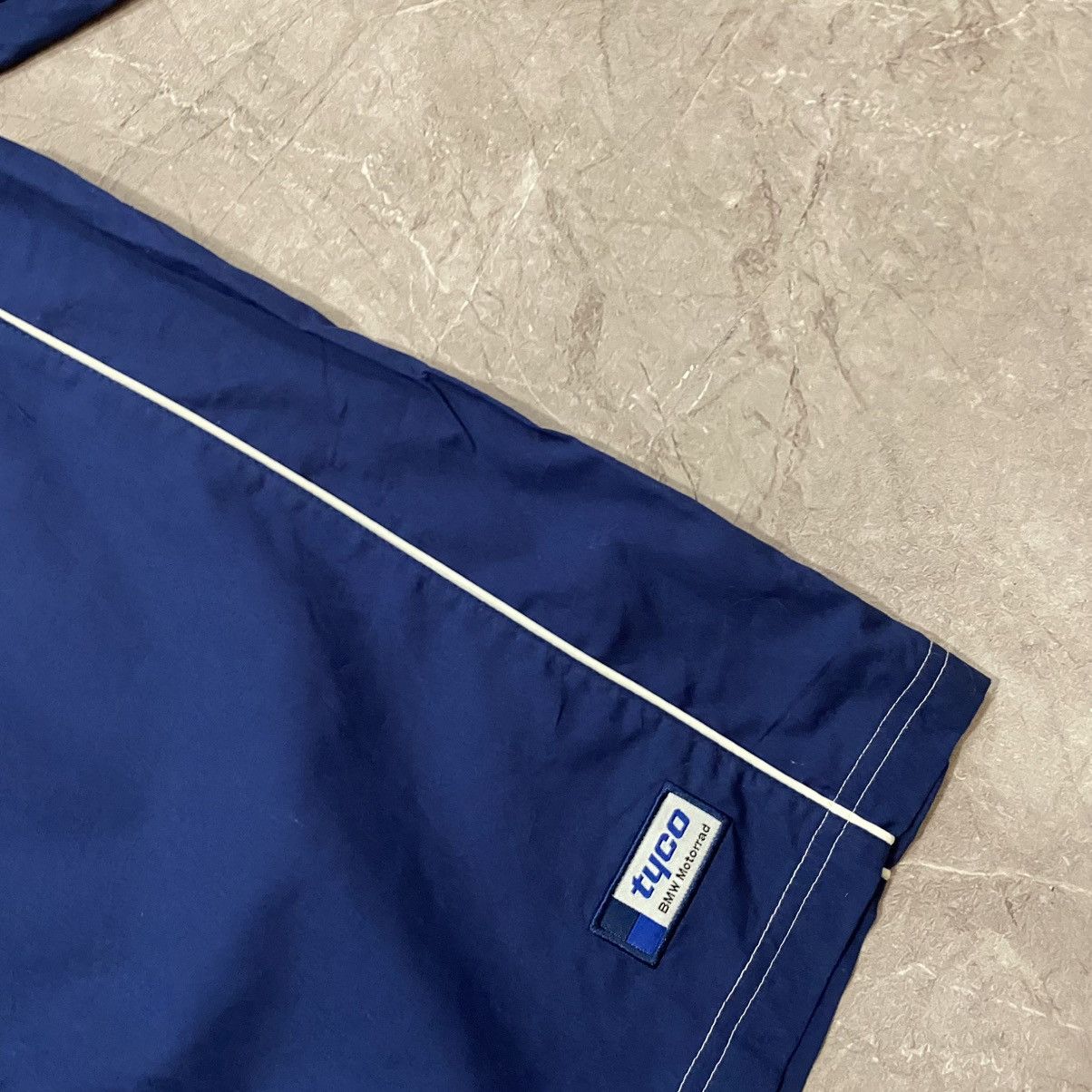 BMW × Vintage NEW WITH TAG ! VINTAGE BMW MOTORRAD TYCO RACING SHIRT Size US M / EU 48-50 / 2 - 7 Thumbnail