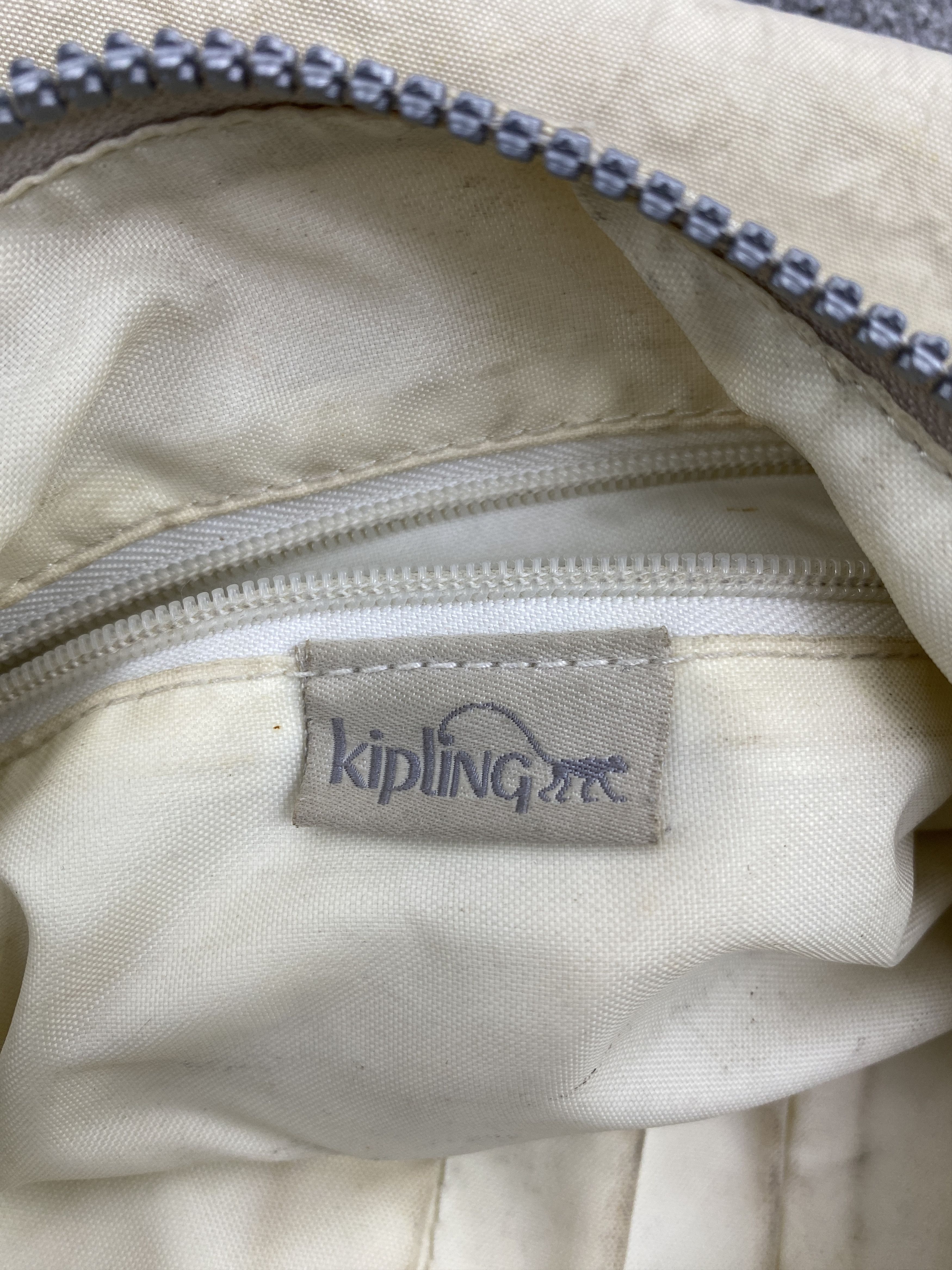 Japanese Brand Vintage Kipling Multi Pocket Sling Shoulder Bag BG0119 Size ONE SIZE - 11 Thumbnail