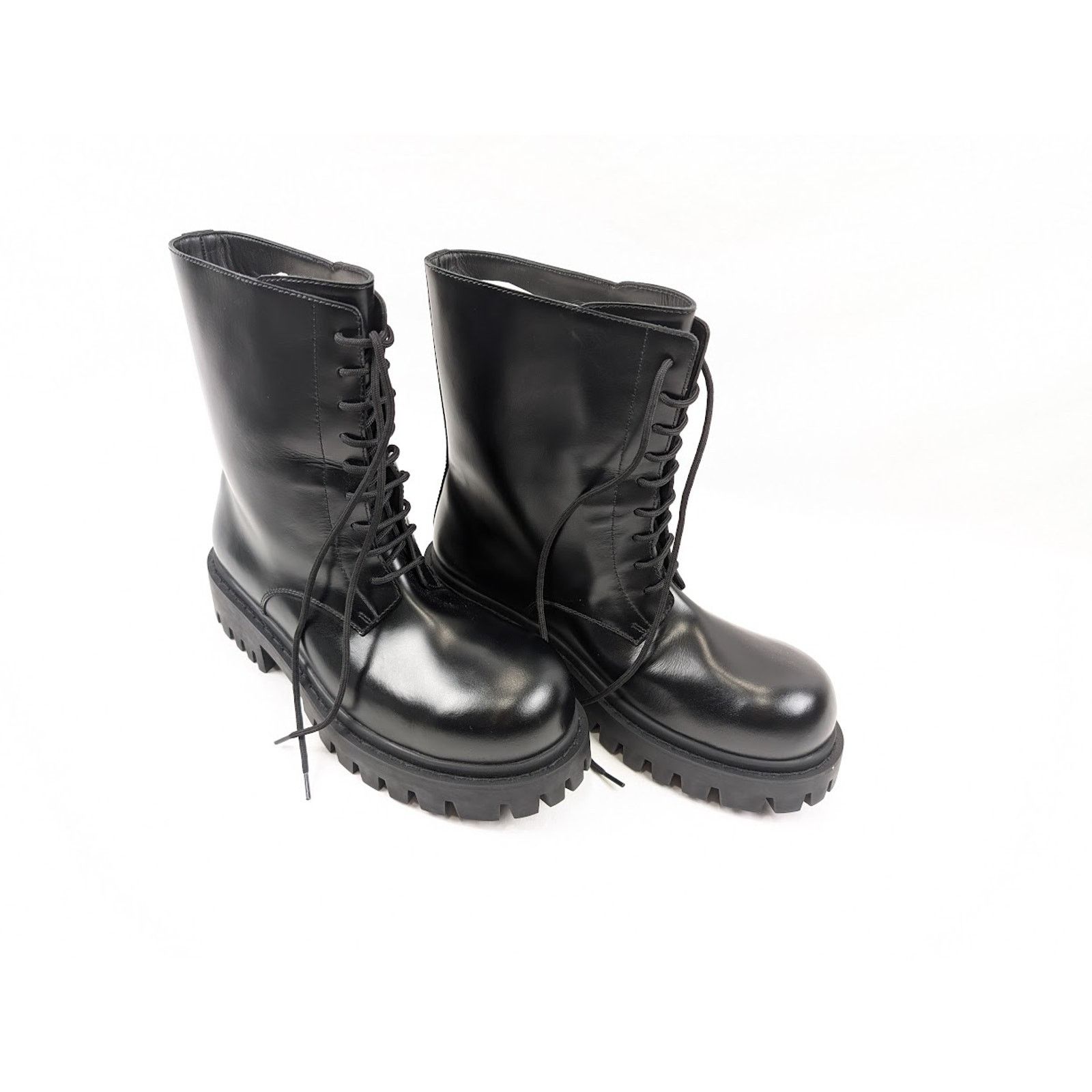 Balenciaga o1rshd1 Sergent Calf Bootie Calfskin Lux in Black Size US 11 / EU 44 - 12 Thumbnail