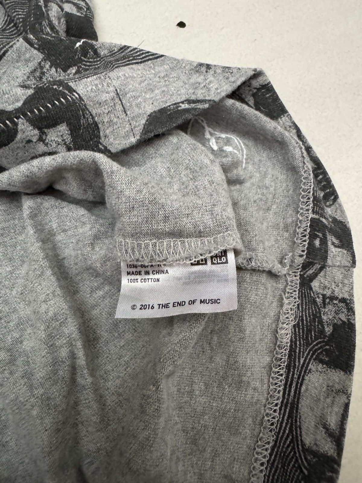 Uniqlo Nice design full print Kurt Cobain shirt Size US XL / EU 56 / 4 - 5 Thumbnail