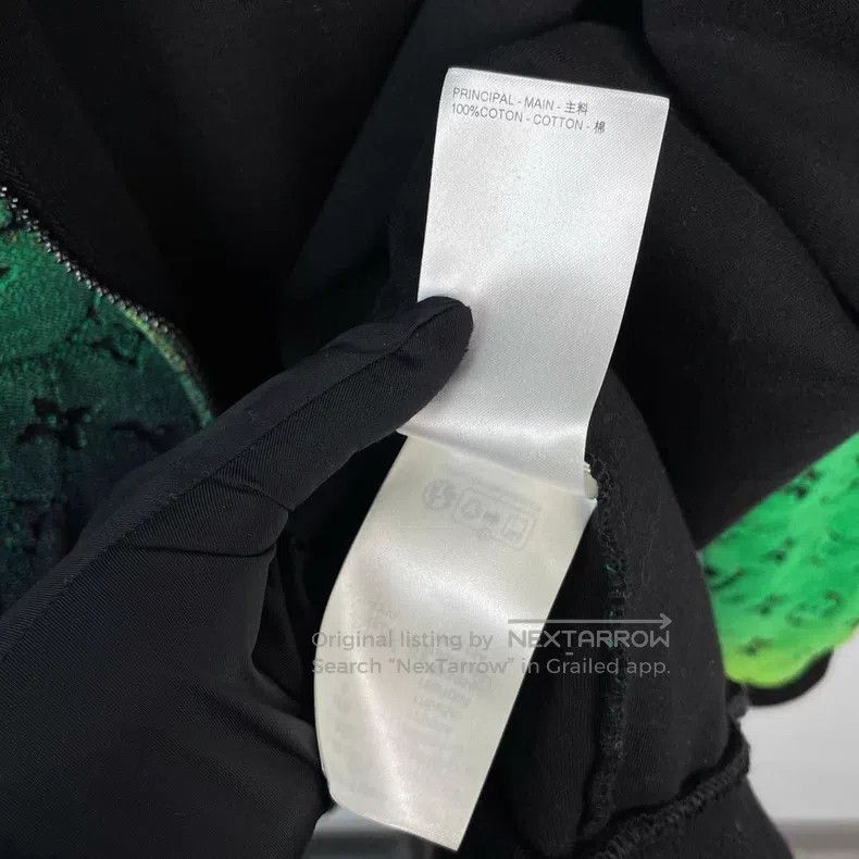 Louis Vuitton Louis Vuitton Black and green gradient full logo zipper ho Size US S / EU 44-46 / 1 - 7 Thumbnail
